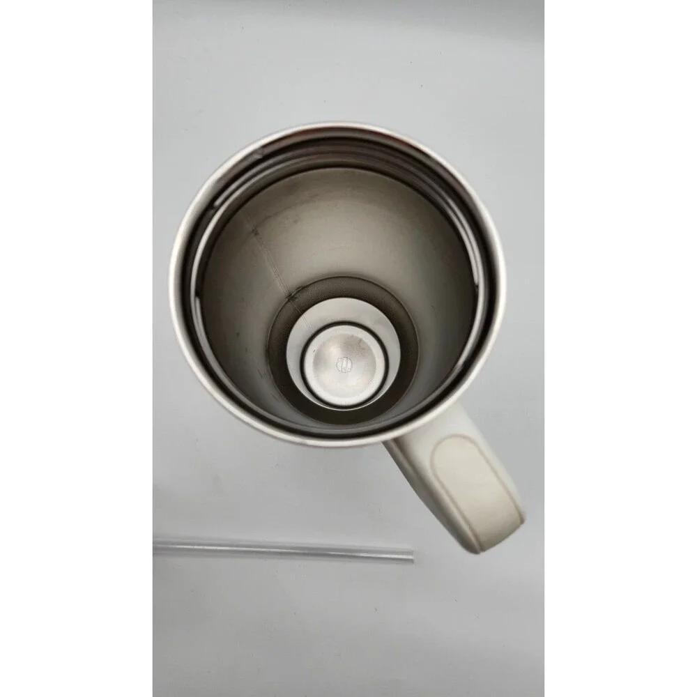 Stanley The Quencher H2.0 FlowState Tumbler 40oz/1.18L White w/ Lid & Straw - Picture 2 of 9